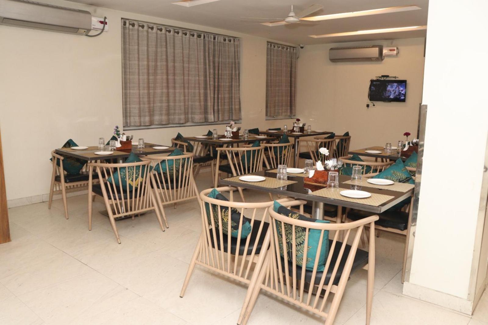 Hotel Raviraj, Chhatrapati Sambhaji Nagar Αουρανγκαμπάντ Εξωτερικό φωτογραφία