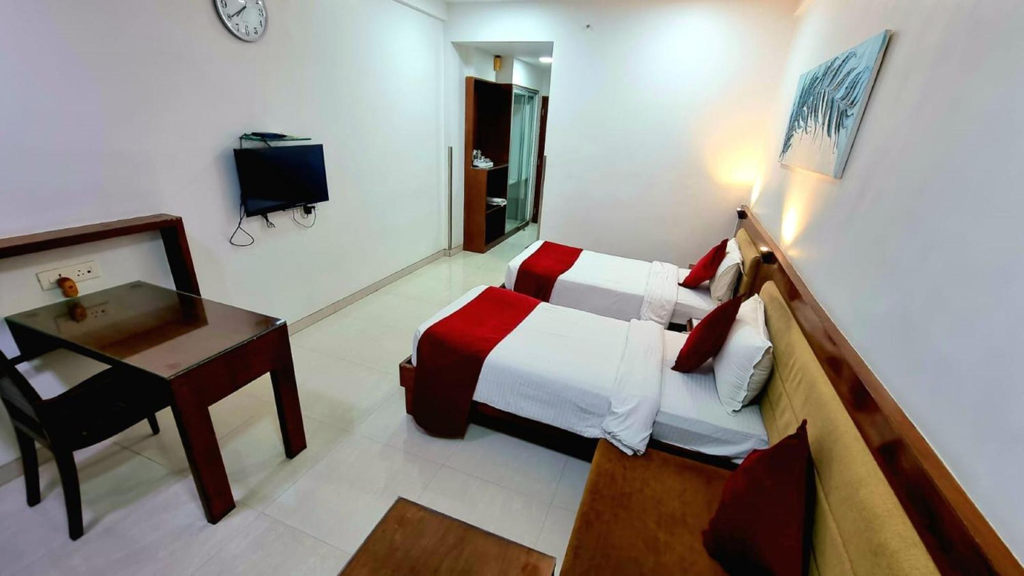 Hotel Raviraj, Chhatrapati Sambhaji Nagar Αουρανγκαμπάντ Εξωτερικό φωτογραφία